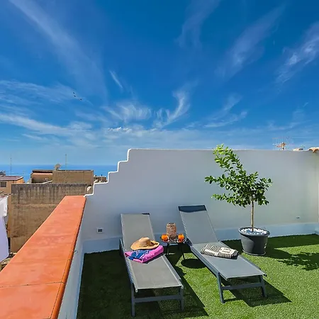 Paradise Luxury &