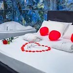 Paradise Luxury & شاكا