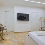 Paradise Luxury & 3*