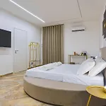 Paradise Luxury & بيت ضيافة شاكا